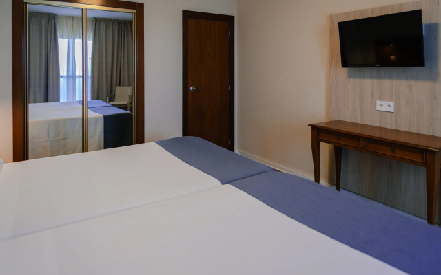 Port Europa Hotel