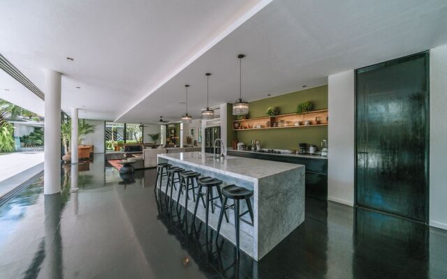 Villa BullHouse