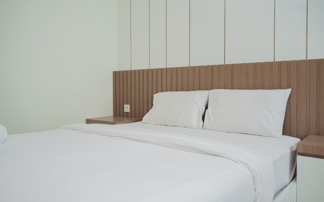 Homey And Comfort Living Studio Apartment At B Residence