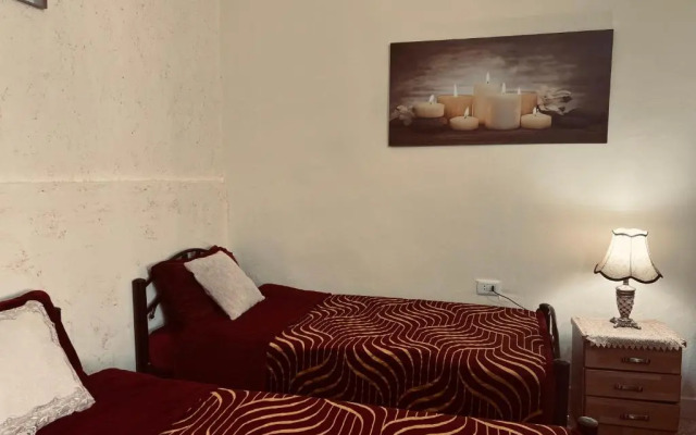 IBN Khaldoon Hostel