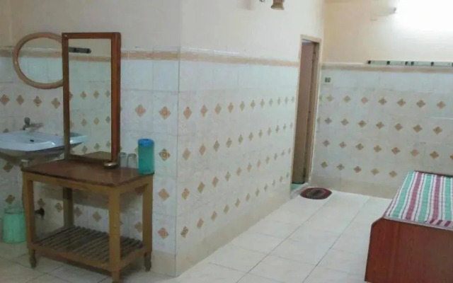 Vijaya Lodge
