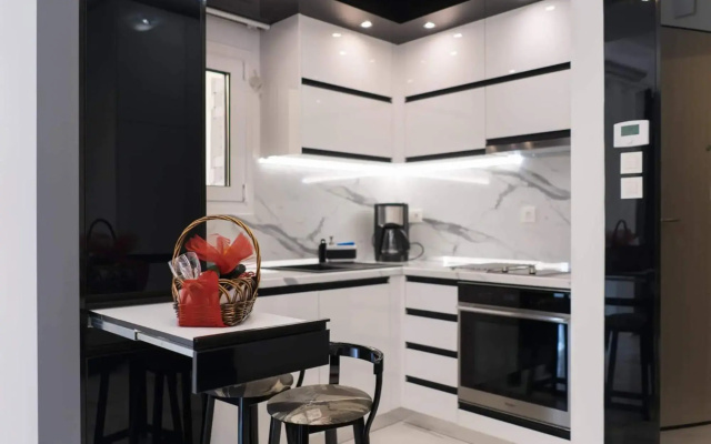 Affordable luxury studio close to Ampelokipi metro