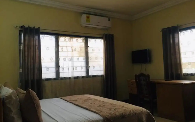Room-double Room With Garden View
