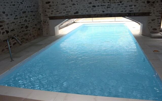 Ferme-Château de Cordey & SPA