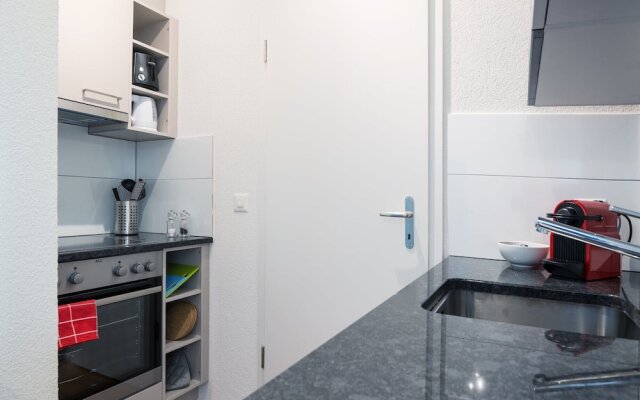 ZH Tiger - Altstetten Hitrental Apartment