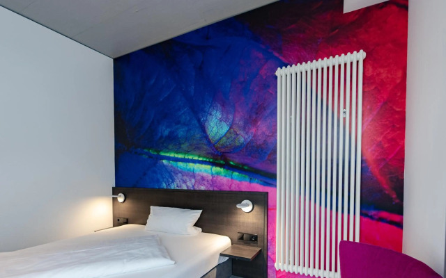 Qubixx Stadtmitte Hotel