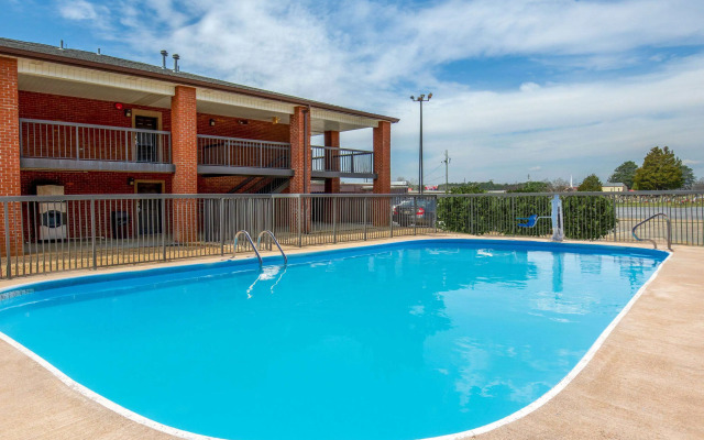 Days Inn by Wyndham Childersburg/Sylacauga