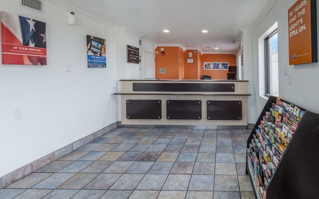 Motel 6 Lancaster, TX - DeSoto - Lancaster