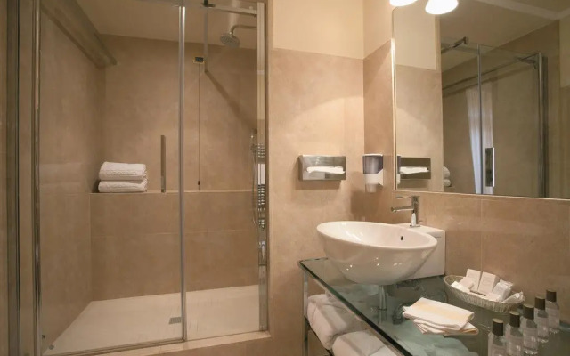 Accademia Hotel