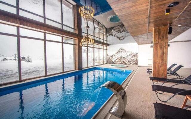 New Gudauri Suites