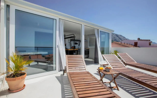 Apartments Left & Right with jacuzzi, 4 stars
