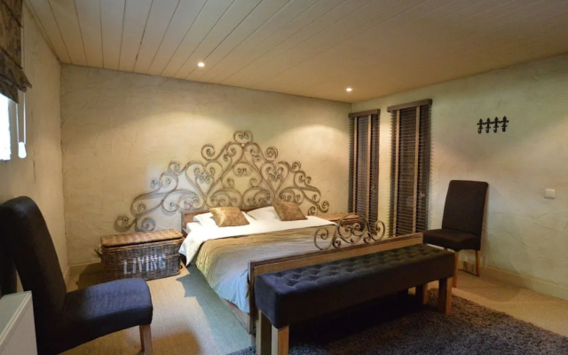 Grand Holiday Home in Alphen with Sauna & Hot Tub