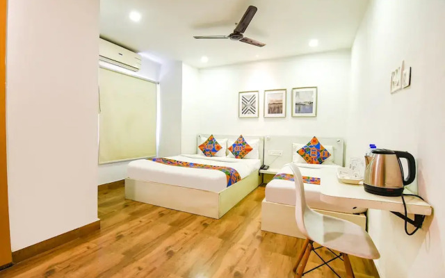 Transit Express By OYO Rooms
