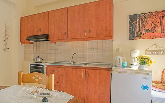 Kalamaki Sight Irene's