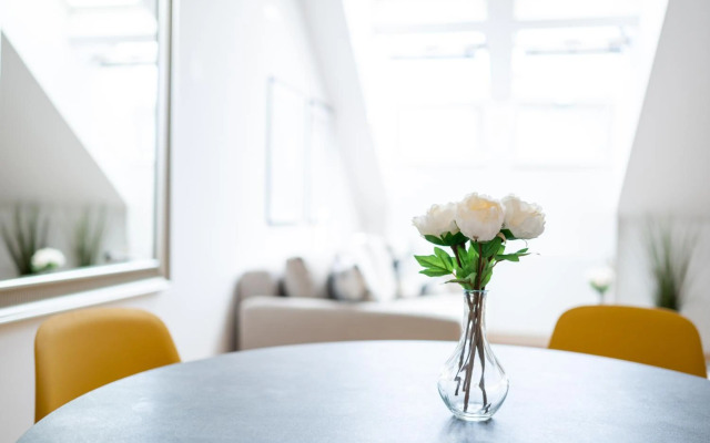 Beautiful apartment in Vienna's Heart 15