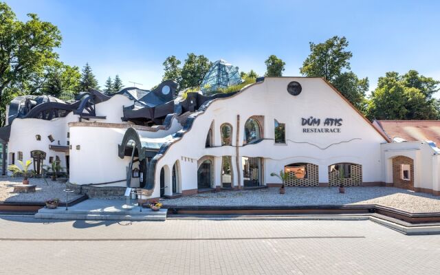 Hotel Zámek Štirín