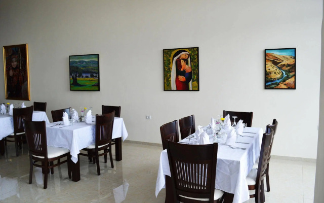 Taybeh Golden Hotel