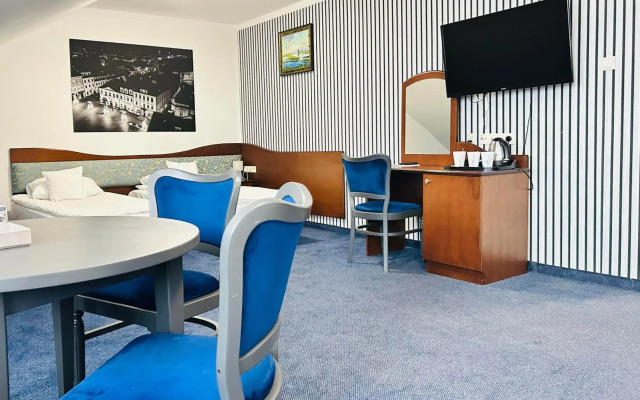Hotel Ambasadorski