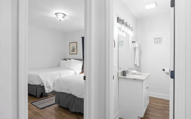 Trendy at Hoyt Two Homes