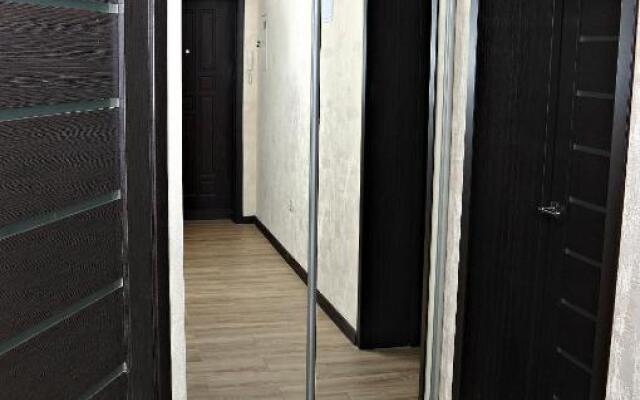 2 х ком квартира с новым ремонтом на Мотеле