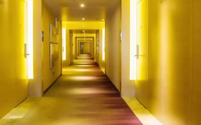 Lavande Hotels Guangzhou Baiyun Avenue North Metro Station