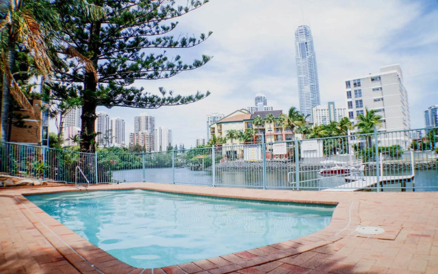 Surfers Riverside Apartments