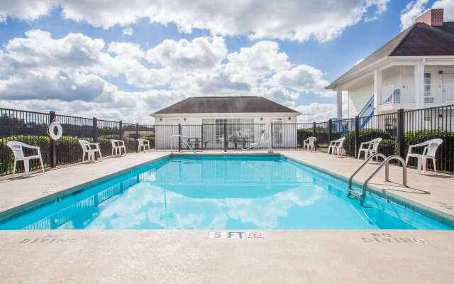 Baymont by Wyndham Hickory