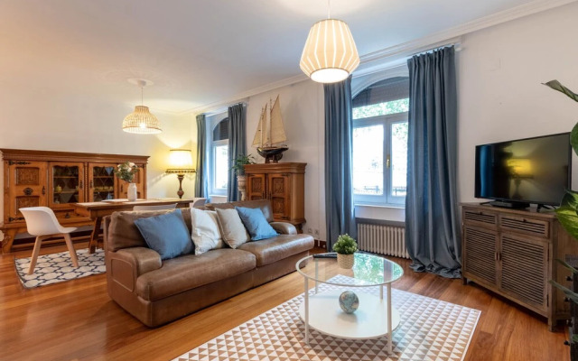 VOLANTIN I apartment by Aston Rentals