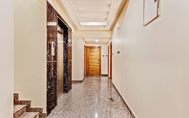 Capital O 60740 Silver Key