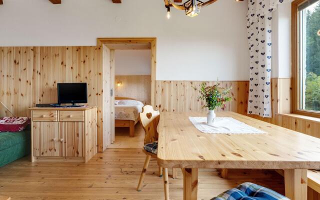 Cozy Holiday Home With Private Swimming Pool In Eberstein