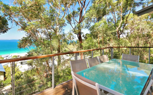 Aqua Pure at Hyams Beach 4pm Check Out Sundays