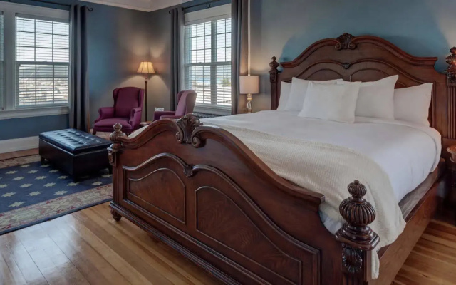 Nantucket Inn