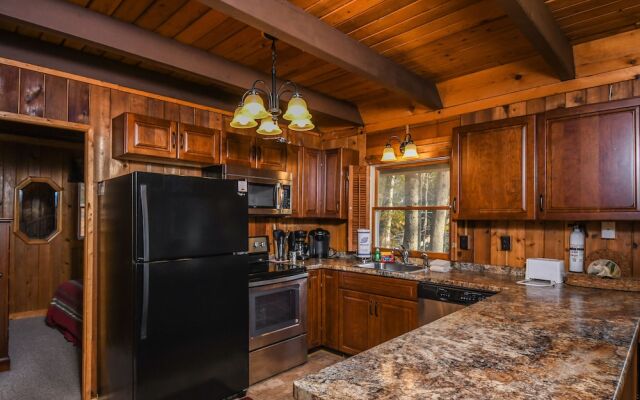 Creekside Cove 4 Bedroom House