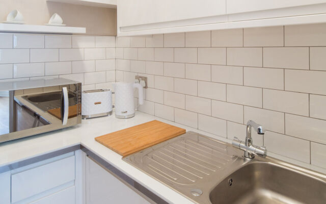 Edinburgh Castle Apartments and Suites