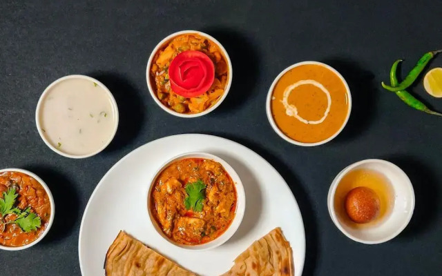 OYO 15457 Grd Residency