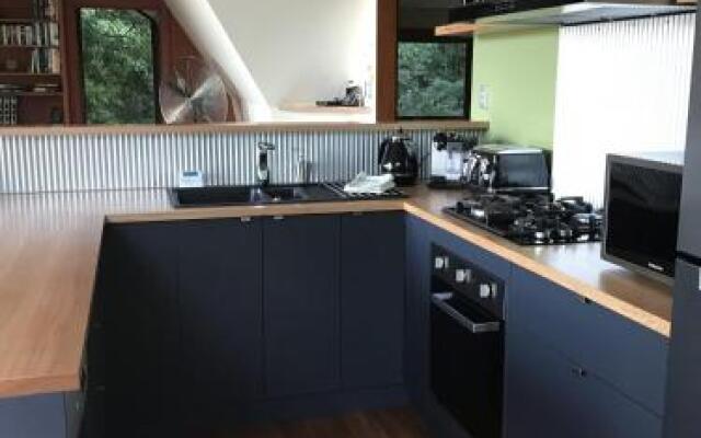 Barrengarry Hideaway