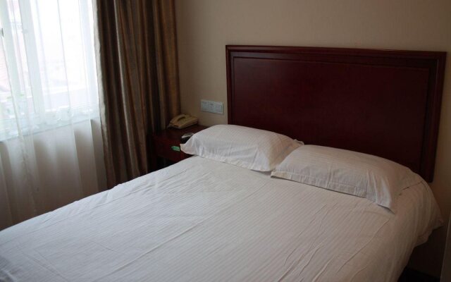 GreenTree Inn Shandong Qingdao Railway Station Square Express Hotel