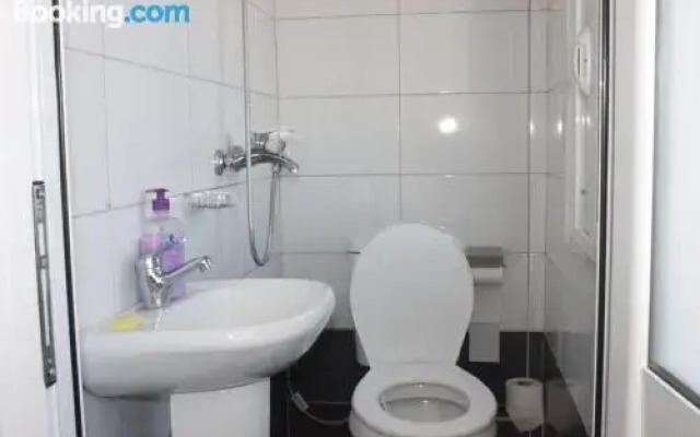 Hostel Gjika