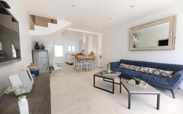 Attractive Holiday Home in Port Grimaud With Jetty