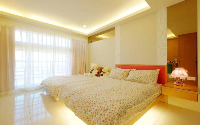 Mimi's house