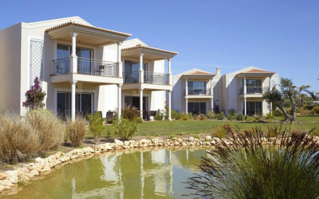 Sensational 2 Bedroom Townhouse 4 People