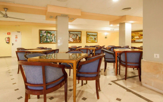 Blue Sea Calas Marina Hotel