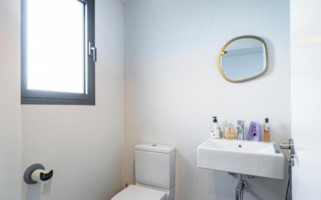 Blue Suite 2346