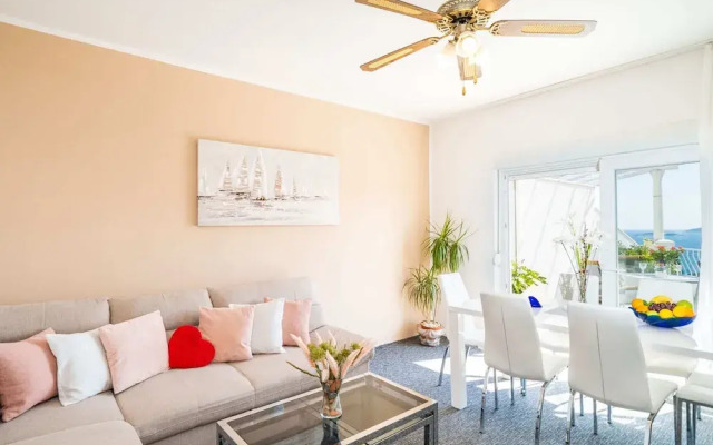 Apartments Blazevic - Two Bed/apt With Hot Tub 2