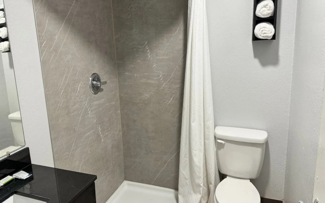 Xpress Inn & Extended Stays