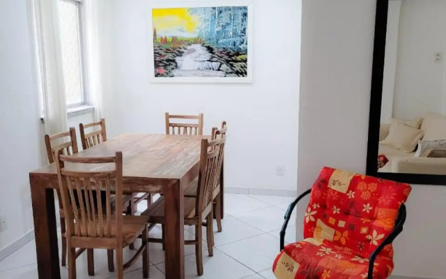 Apartamento quadra da praia em Copacabana
