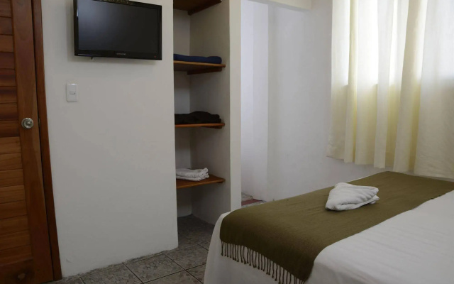 Hostal Aquamarine Galapagos