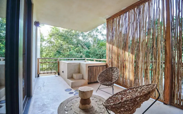 Ikal Tulum 101-102 By Lockey