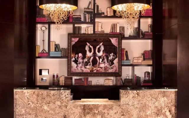 The Cromwell- A Caesars Rewards Destination