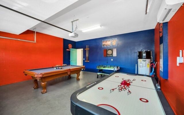 1471rolling 6 Bedroom Villa